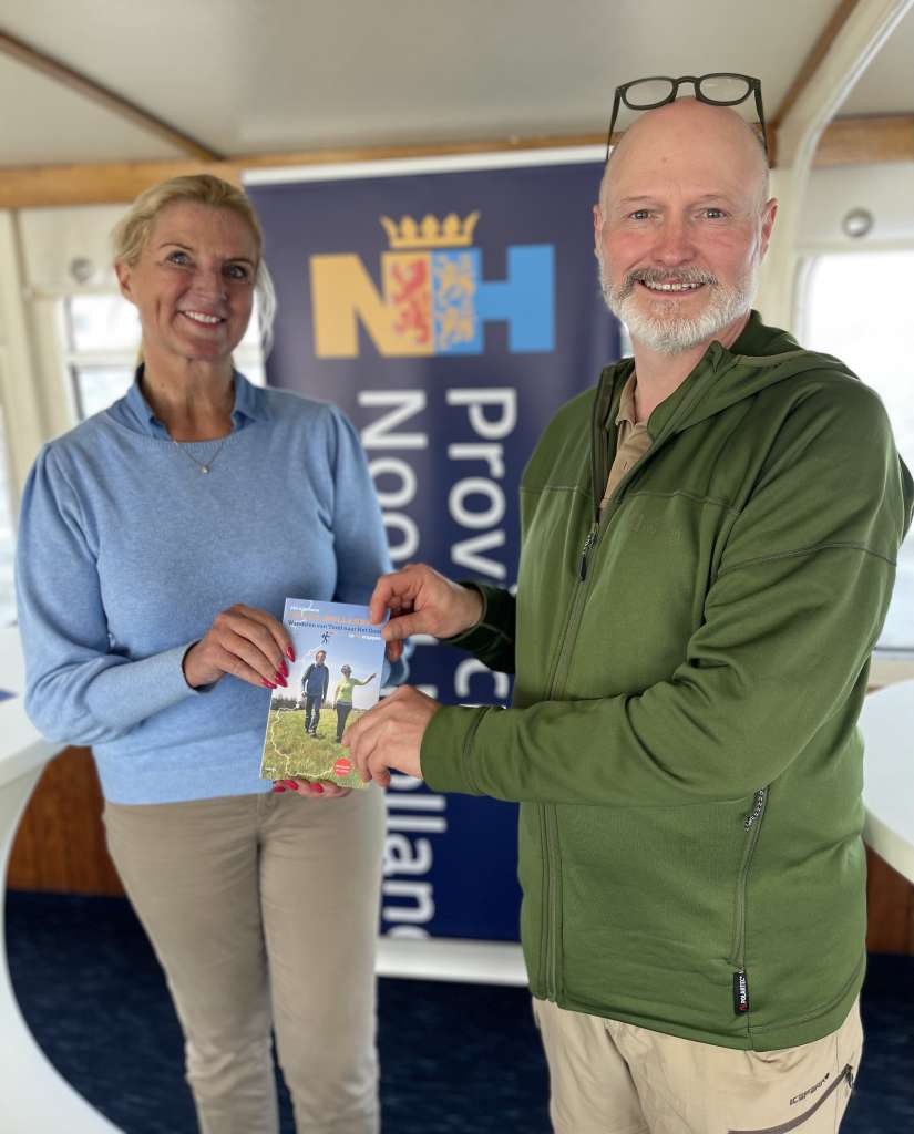 Han Bruggink en Esther Rommel met nieuwe wandelgids